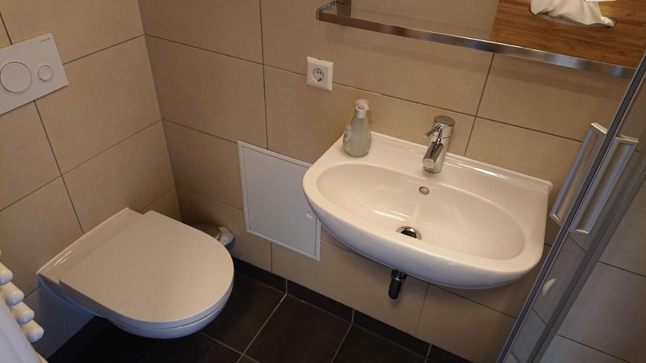 "Goethezimmer" - Auf Dem Dach Der Notenbank فايمر المظهر الخارجي الصورة